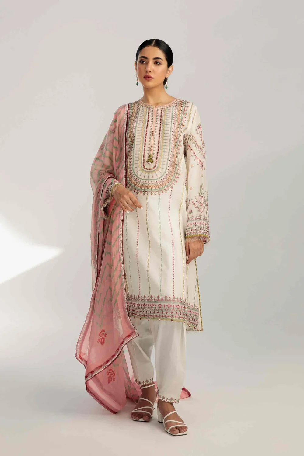 Coco By Zara Shahjahan '23 - Z23-4B
