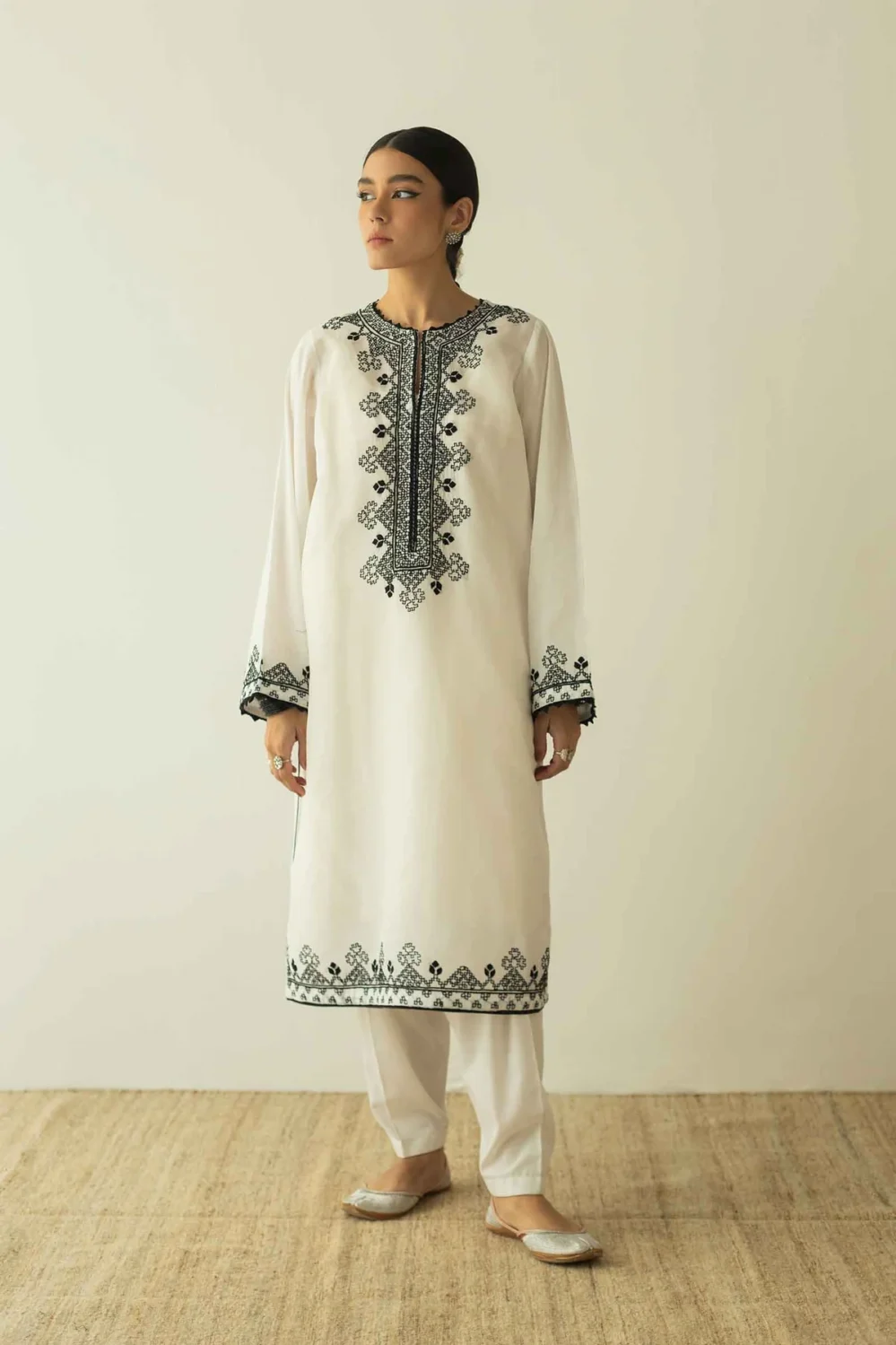 Zara Shahjahan Handcrafted | ZHC-016