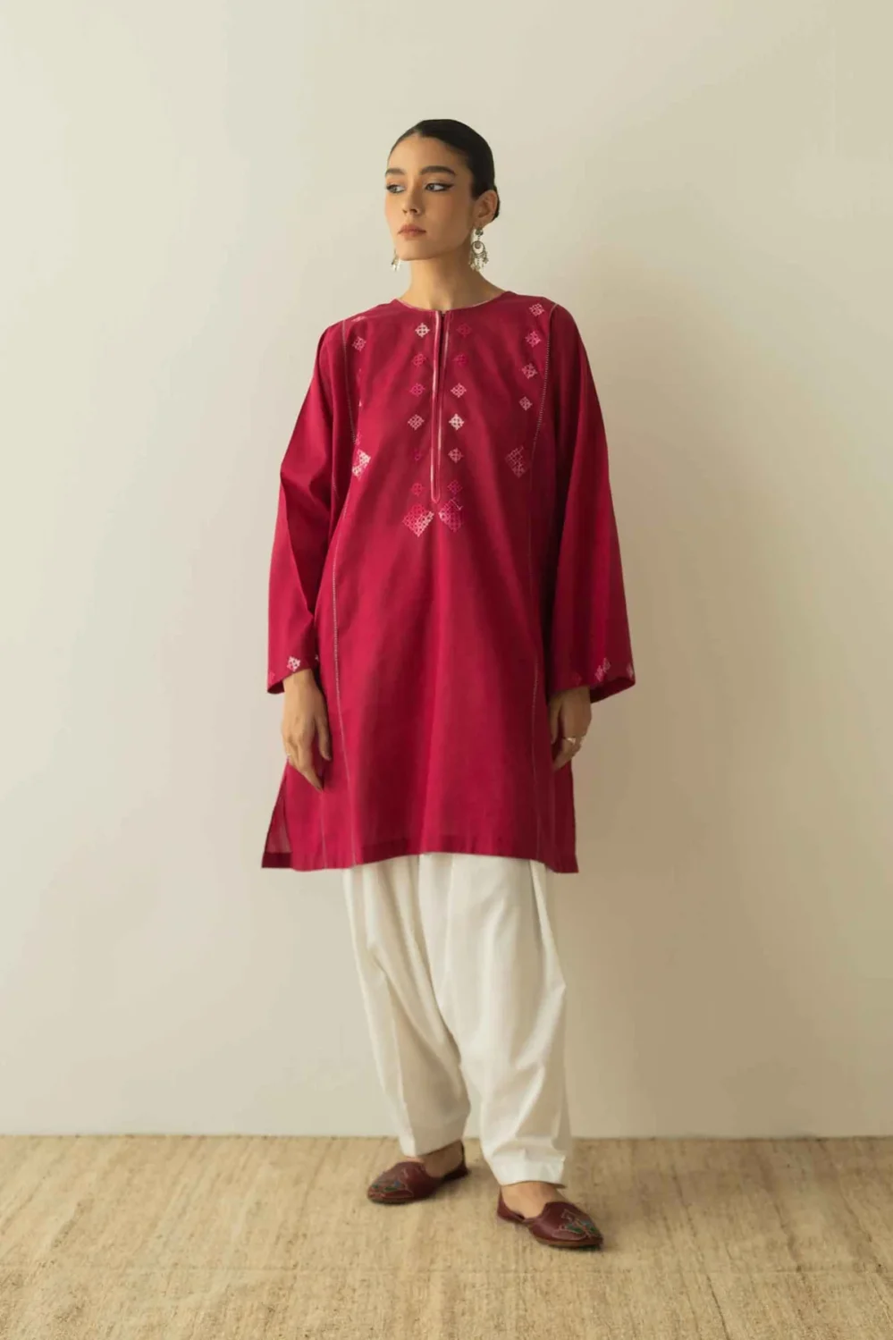 Zara Shahjahan Handcrafted | ZHC-019