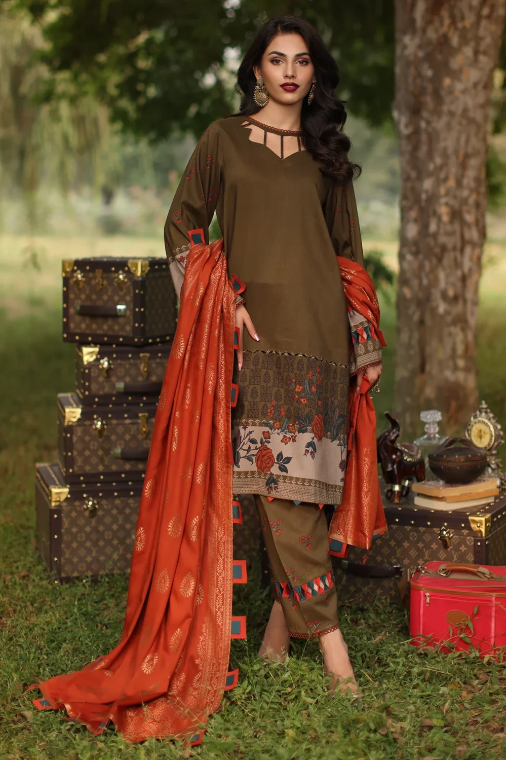 Charizma Signature Prints Winter 24 | SPW4-03