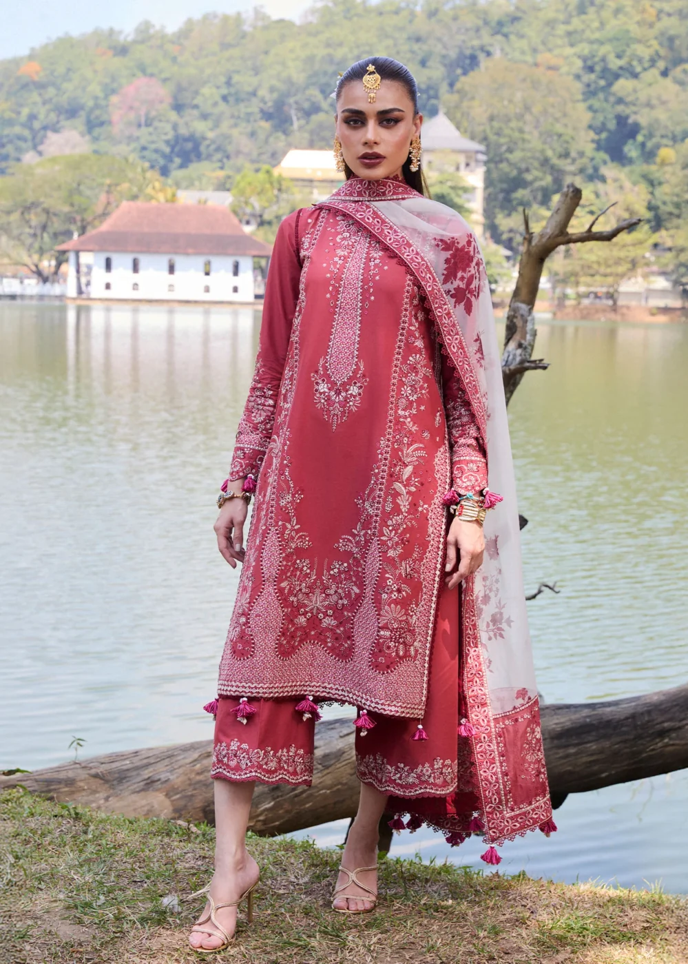 Hussain Rehar Luxury Lawn 25 | Flare