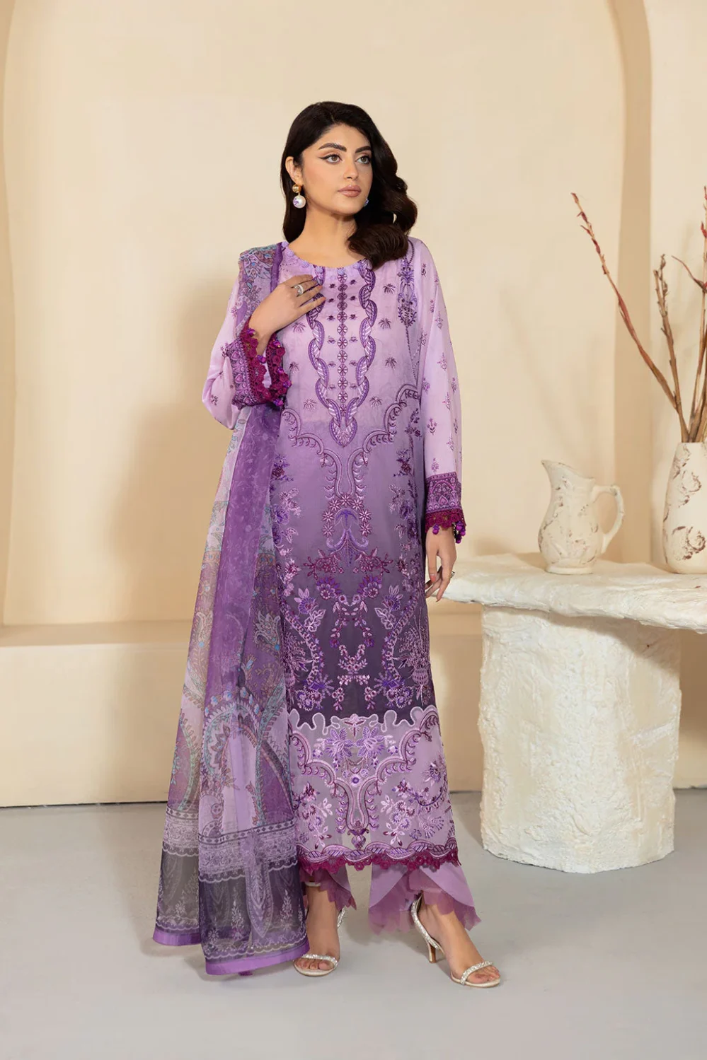 Ramsha Mashaal Luxury Lawn Vol 13 2025 | L-1304