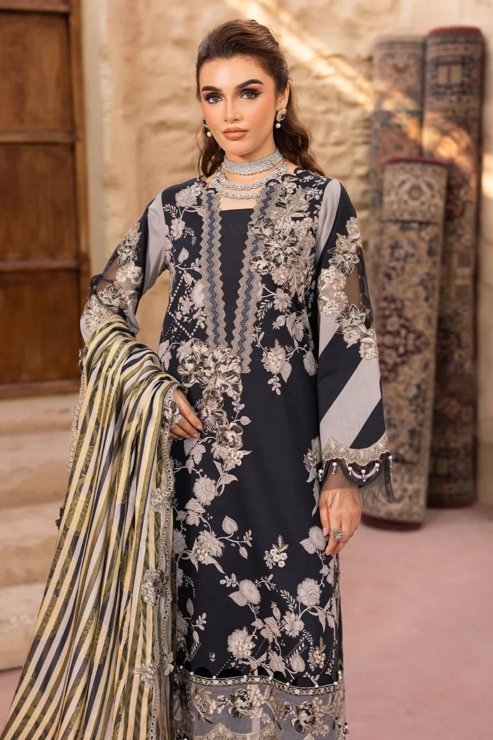 Charizma Embroidered Lawn 25 | CRN5-19