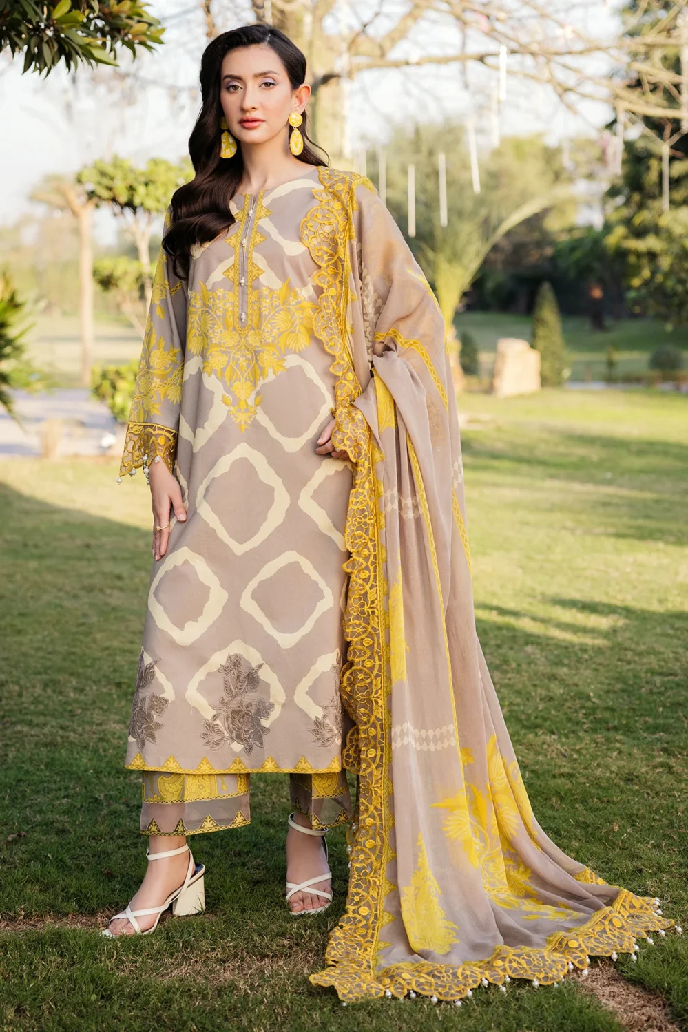 Charizma Sheen Vol 2 25 | SH5-10