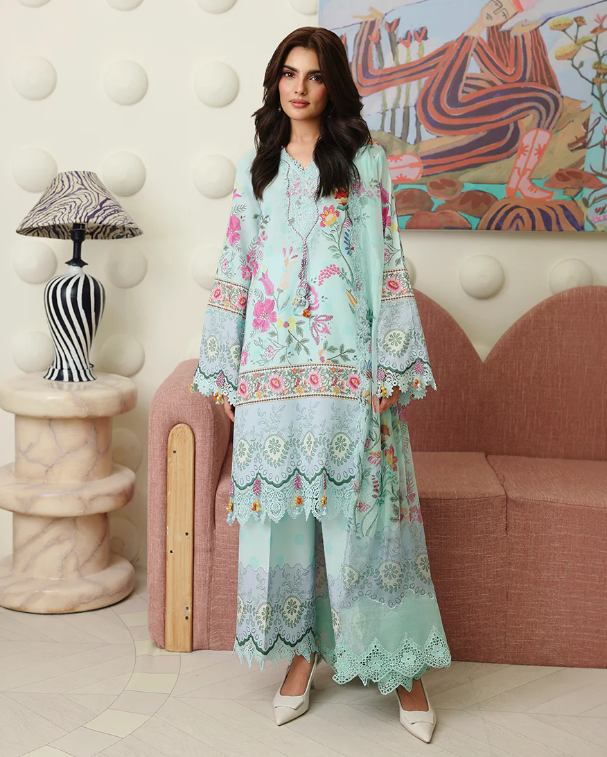 Roheenaz Petals In Print 26 | Delft Bloom