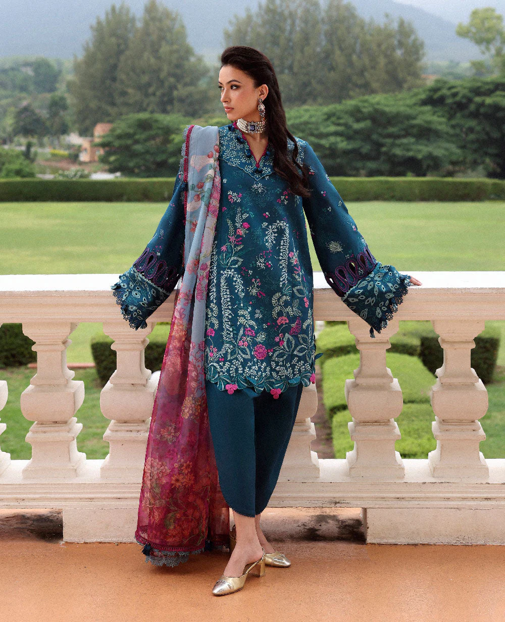 Republic Womenswear Lilas 26 | Liore