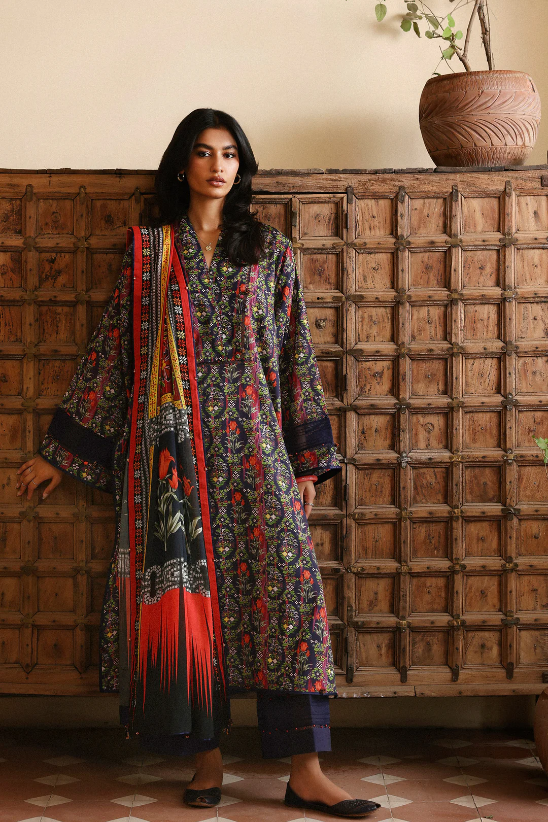 Zaha Amaya Prints 26 | VEDA