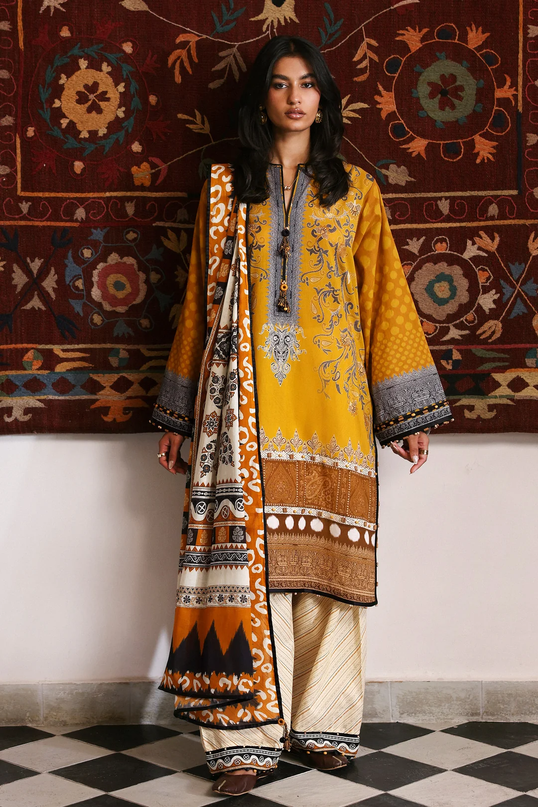Zaha Amaya Prints 26 | ZIVA
