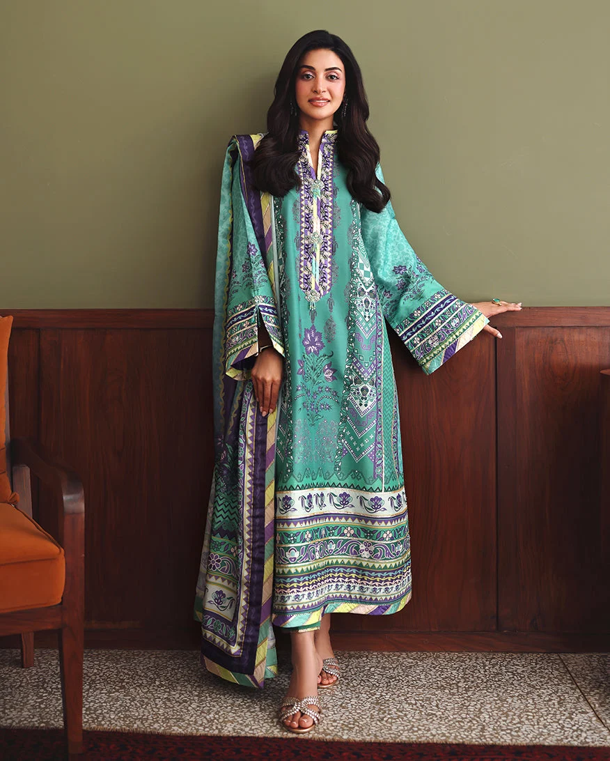 Mushq Hemline Nirvana 26 | Main Character