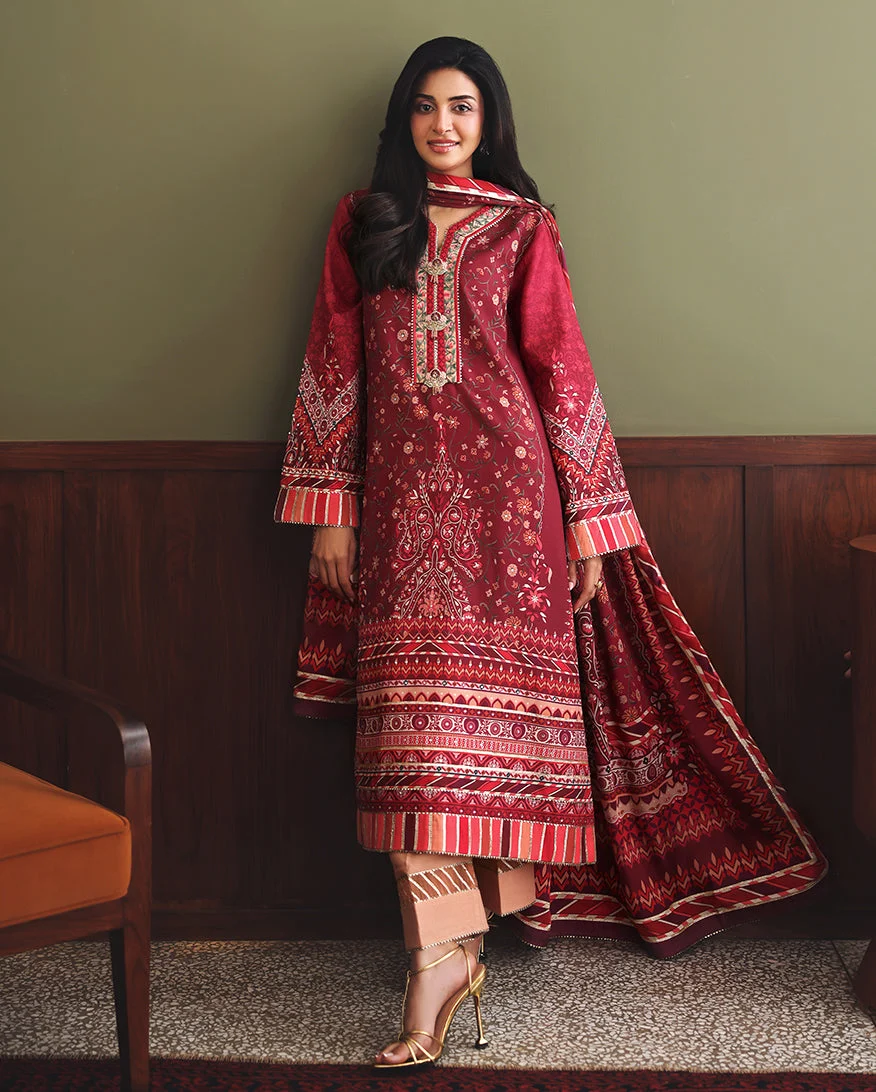 Mushq Hemline Nirvana 26 | Soft Spotlight